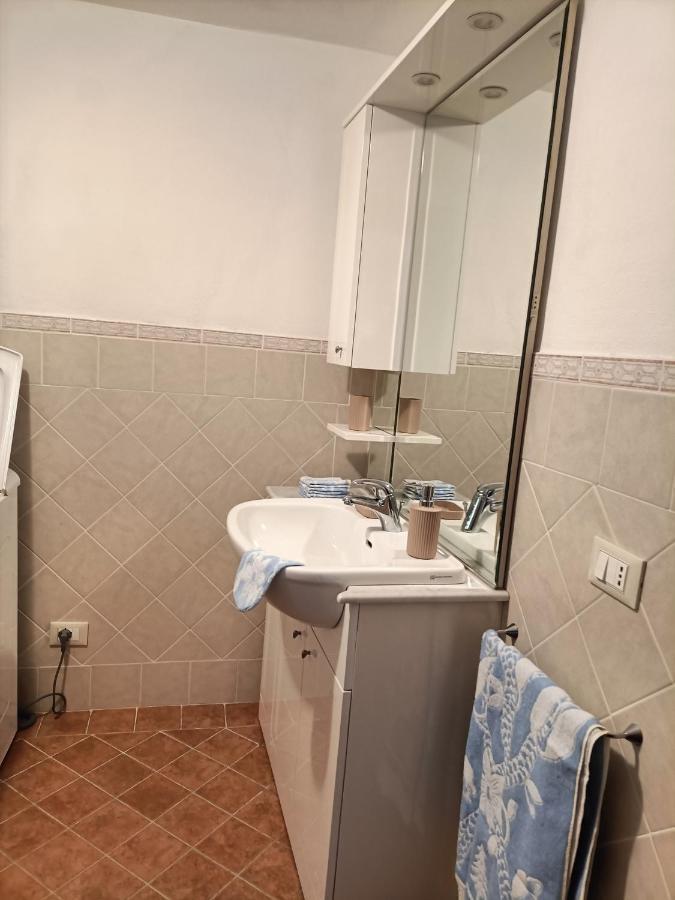 Locazione Turistica La Gesualda Apartment Castelnuovo Magra Ngoại thất bức ảnh