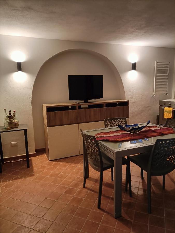 Locazione Turistica La Gesualda Apartment Castelnuovo Magra Ngoại thất bức ảnh