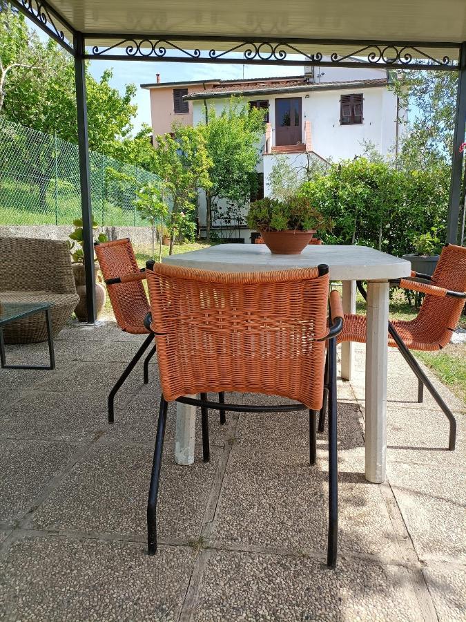 Locazione Turistica La Gesualda Apartment Castelnuovo Magra Ngoại thất bức ảnh