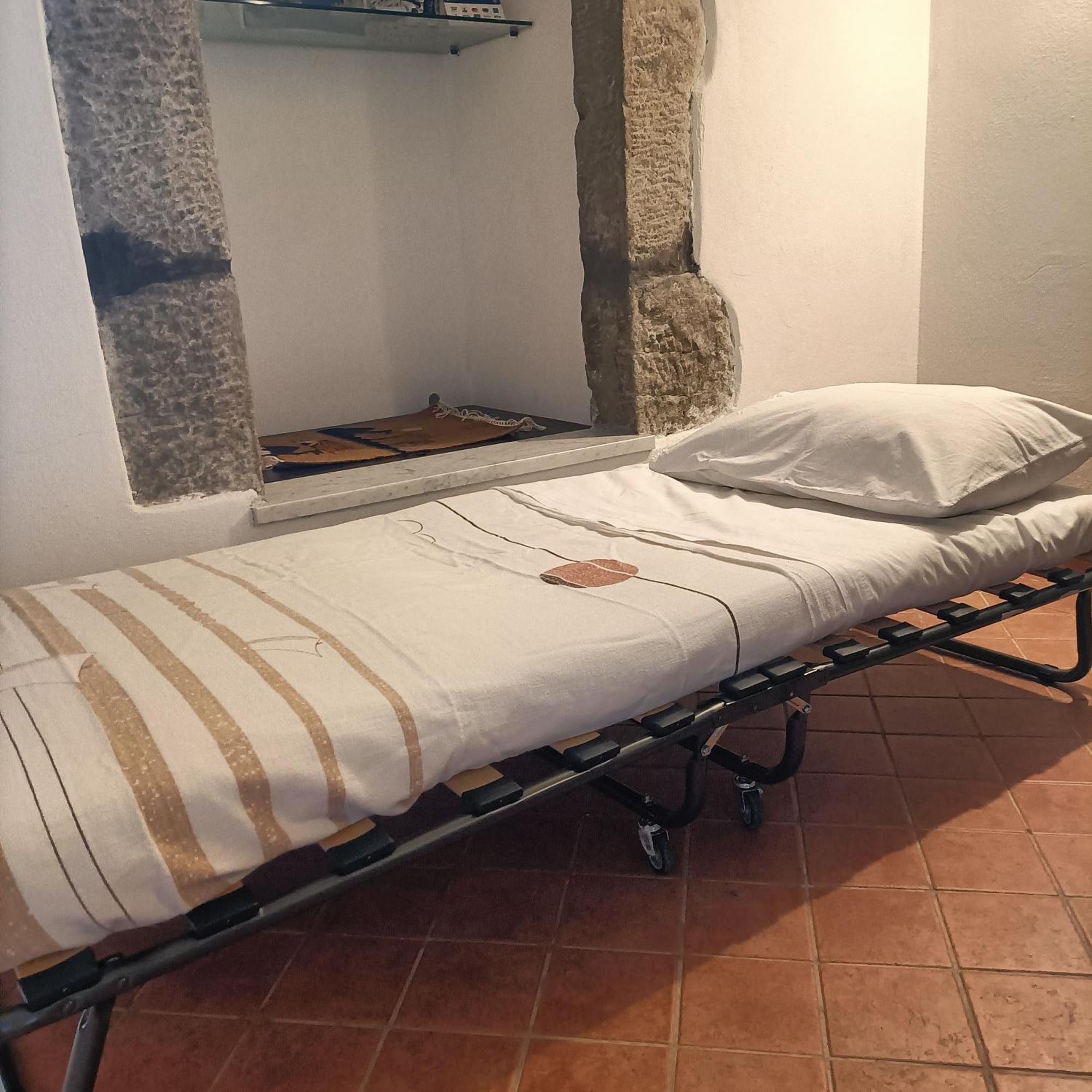 Locazione Turistica La Gesualda Apartment Castelnuovo Magra Ngoại thất bức ảnh