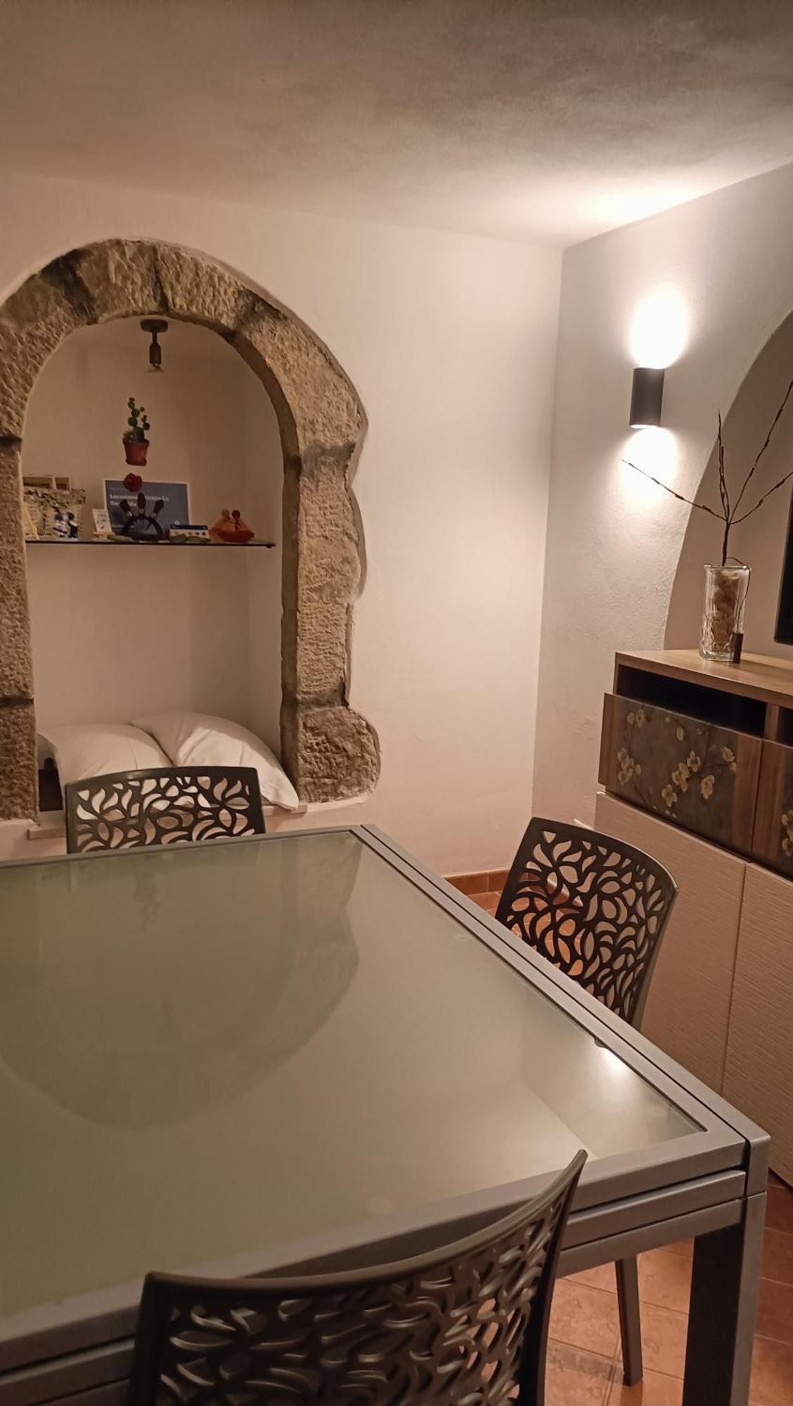 Locazione Turistica La Gesualda Apartment Castelnuovo Magra Ngoại thất bức ảnh